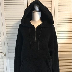 Original Use Men’s Fuzzy Pullover Hoddie XL